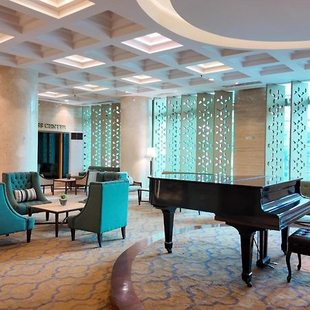 Emerald Garden International Hotel Medan Exterior foto